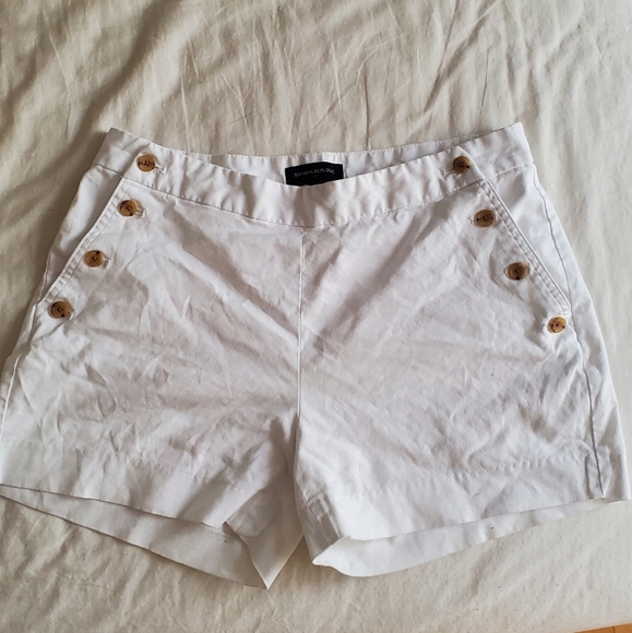 Banana Republic shorts - Picture 1 of 6